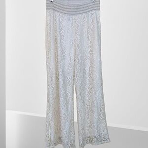 Skye’s the limit lace pants